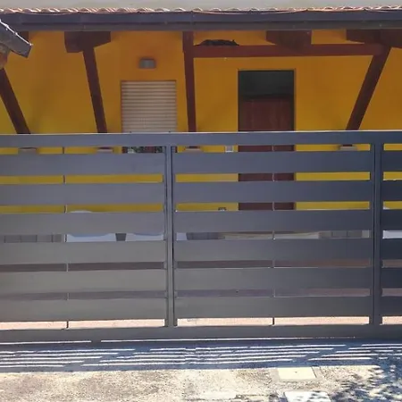 Bed And Bike Guest house